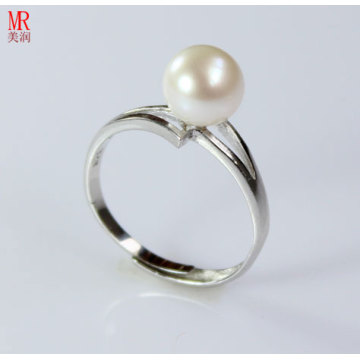 Anillo de perlas blancas cultivadas de agua dulce de plata esterlina