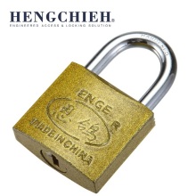 Industry Spray-painting Brass Padlock