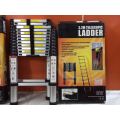 Single straight aluminum telescopic  ladder