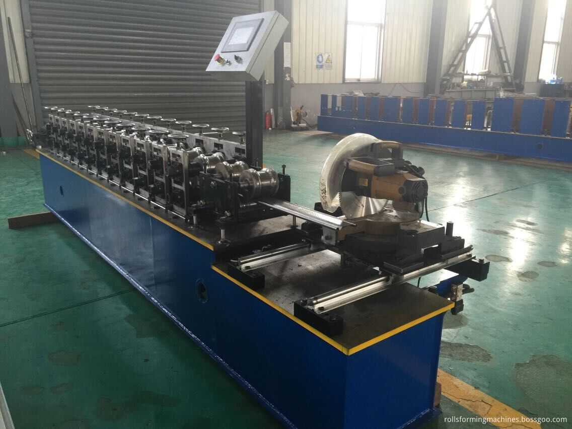 shutter door roll forming machine