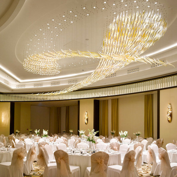 Grand lustre mené par projet d&#39;or de salle de banquet d&#39;hôtel