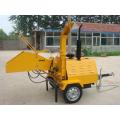 30HP diesel engine self power wood chipper