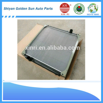 Iran Uzbekstan Vietnam market WG9925530031 HOWO A7 pièces en aluminium radiateur