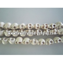 Howlite skull beads - white