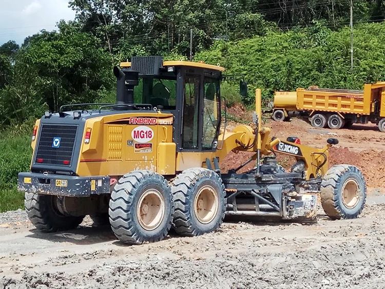 XCMG-Motor-Grader-Gr260-with-Ripper-and-Blade-for-Sale (4) XCMG-Motor-Grader-Gr260-with-Ripper-and-Blade-for-Sale (4)