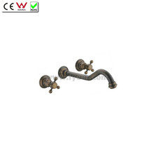 Dule Handle Faucet de banheira de bronze antigo montado na parede (QH001-22A)