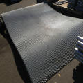 Expanded metal mesh in rolls and panels