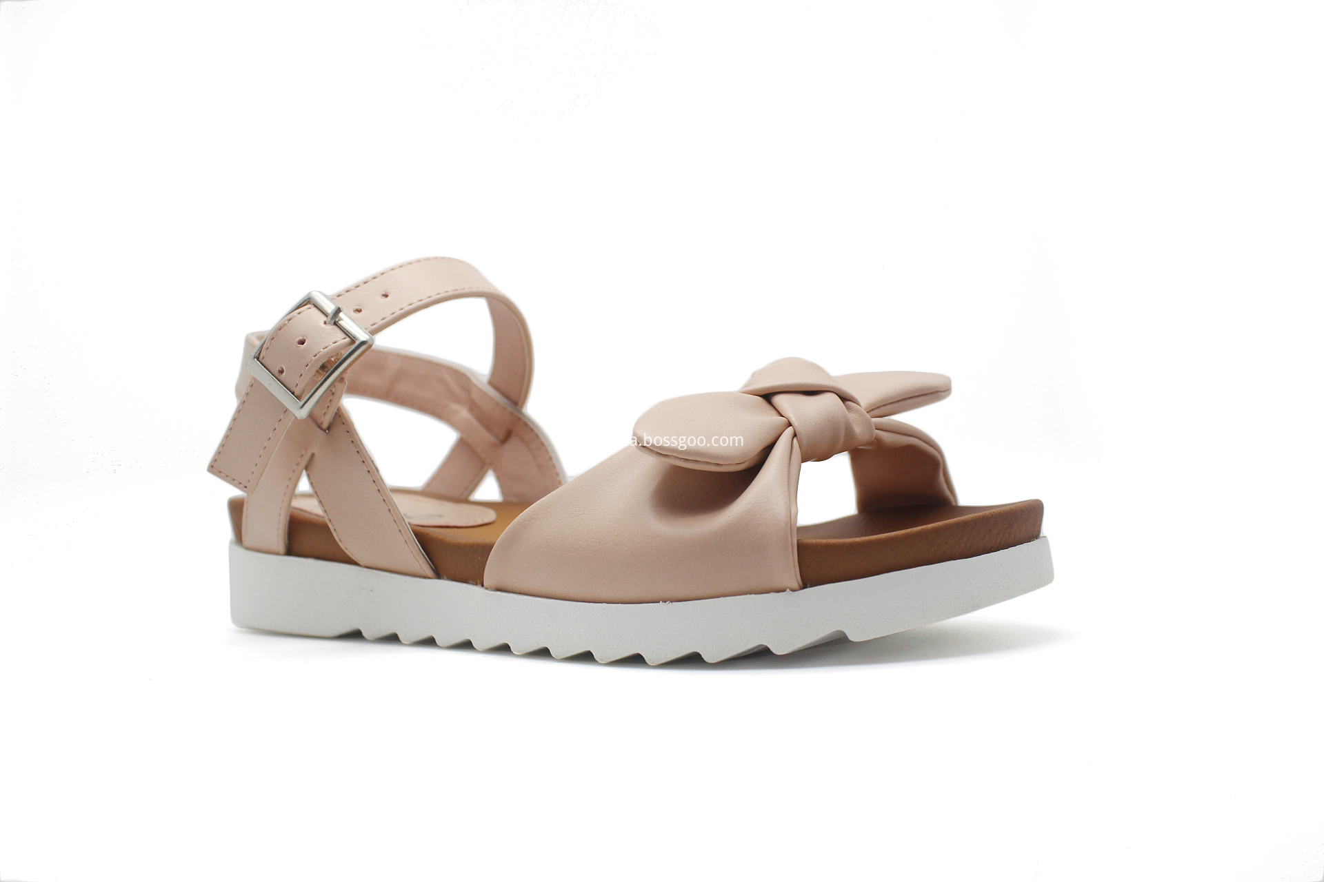 Open toe sandals style in soft natural bow upper