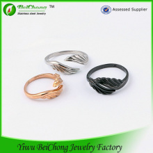 Aktuelle goldene Angel Wing Ring Designs