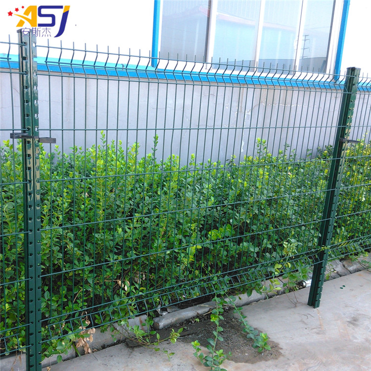 3d curved fence (2)