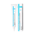 Gel de sourcils microbladants engourdissant le tatouage