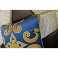 Embroidery Decorative Cushion Fashion Velvet Pillow (EDM0337)