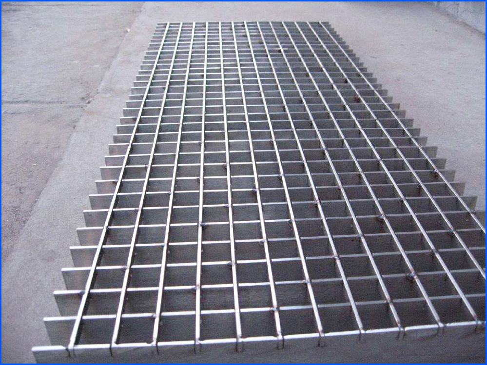 Stainless Plug Bar Grating