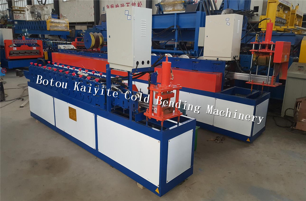 shutters door forming machine