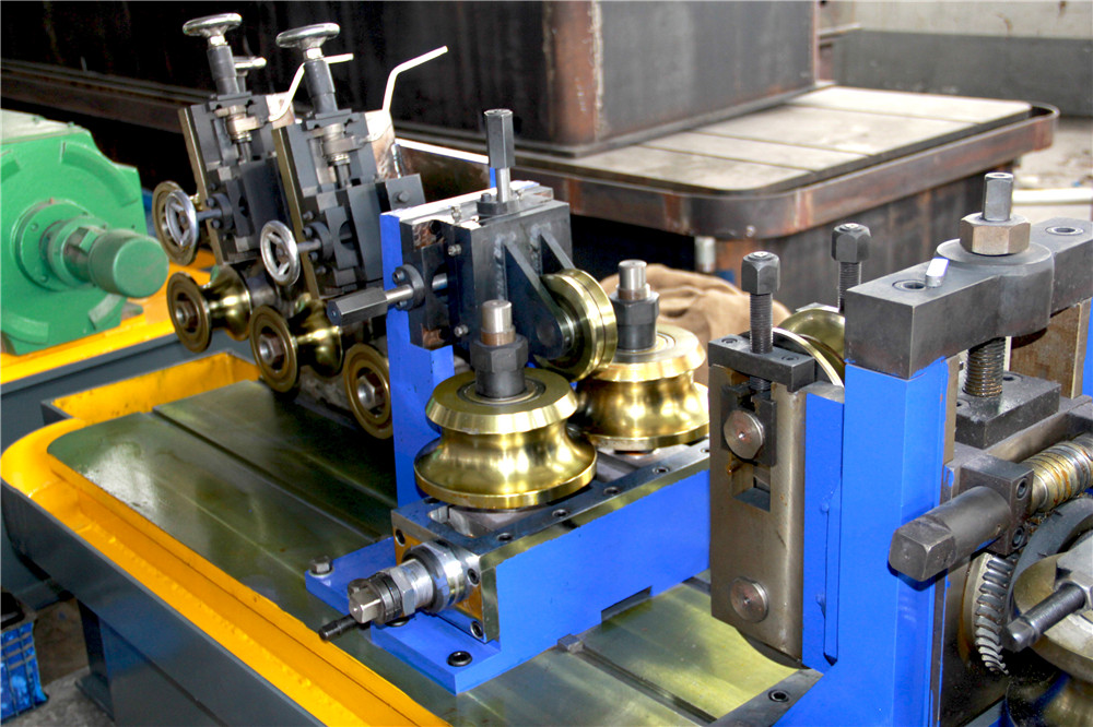 welded pipe machine04