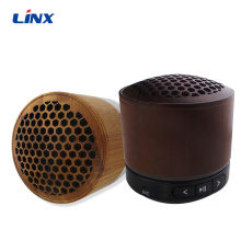 Freihändiger kabelloser Mini-Bluetooth-Lautsprecher aus Holz 2019