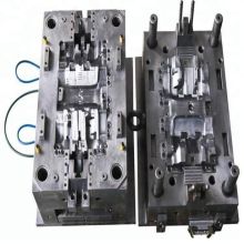 Injection mould for plastic parts