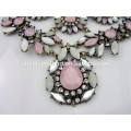 Bijoux européens en cristal rose sakura diffuseur multicolore collier en cristal