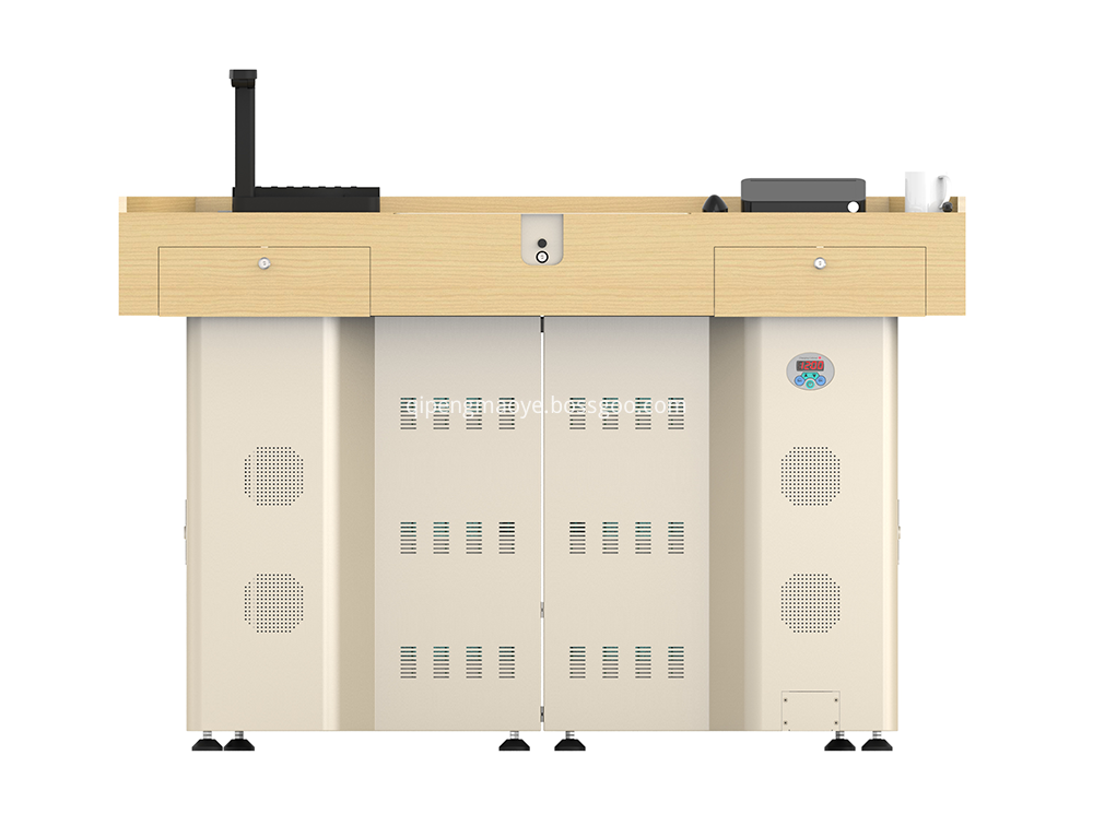 Smart tablet platform charging carts