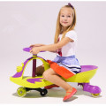 Kinder Magic Indoor unterhaltsames Twist Car mit Musik