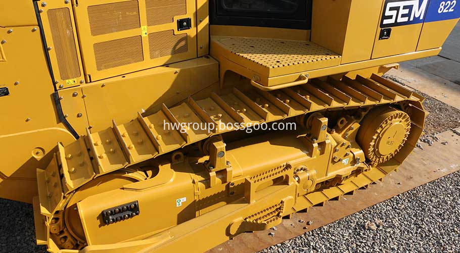 bulldozer crawler