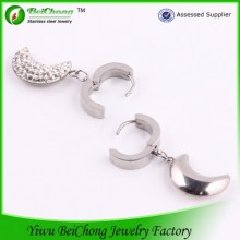 Girl Cute Dangle Crescent Moon Earring