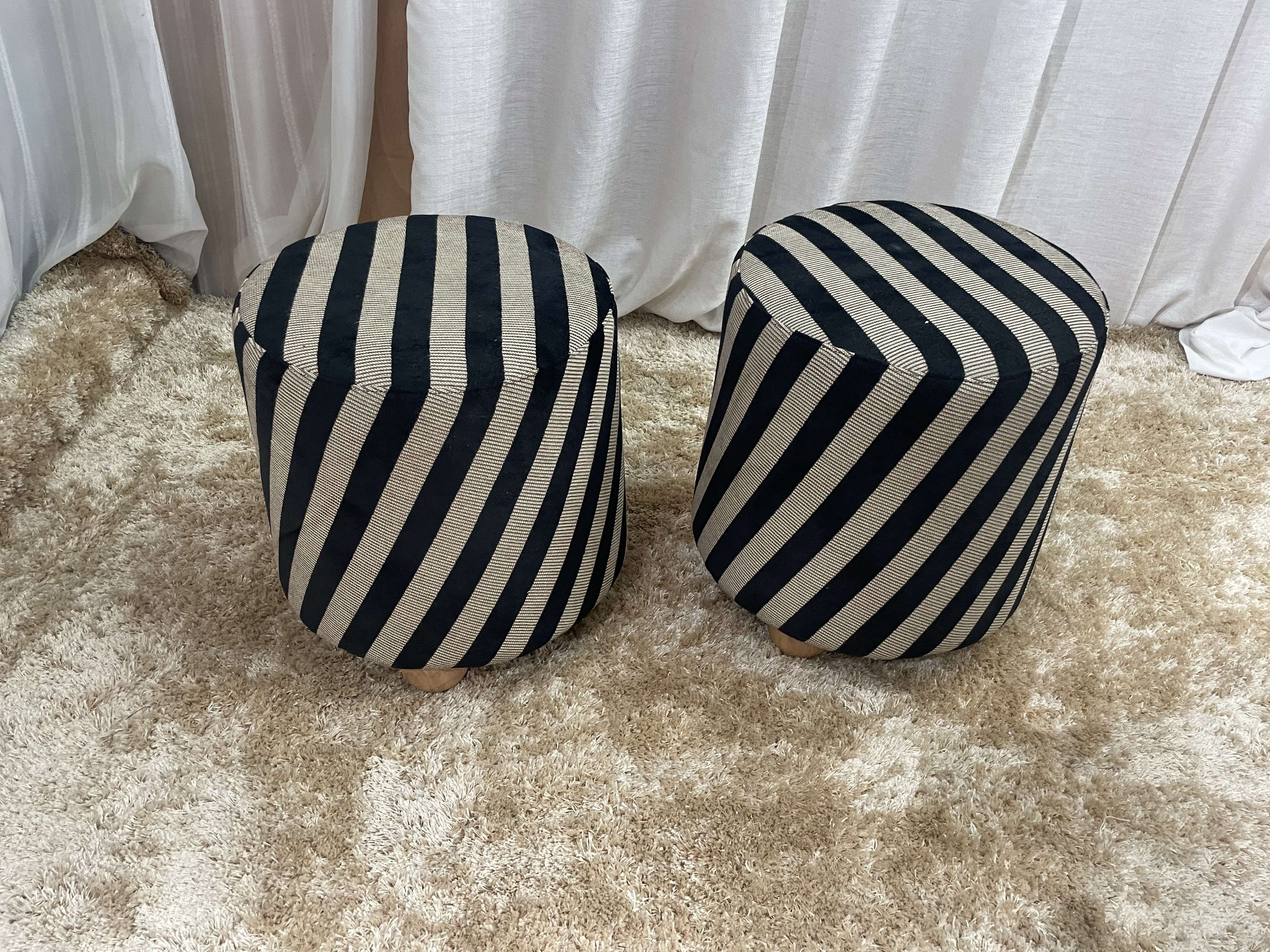 stool chair (4) stool chair (4)