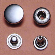 Les quatre parties grande mode Appuyez sur les boutons de métal