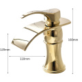 Robinet de salle de bain polonais en conception spéciale en or