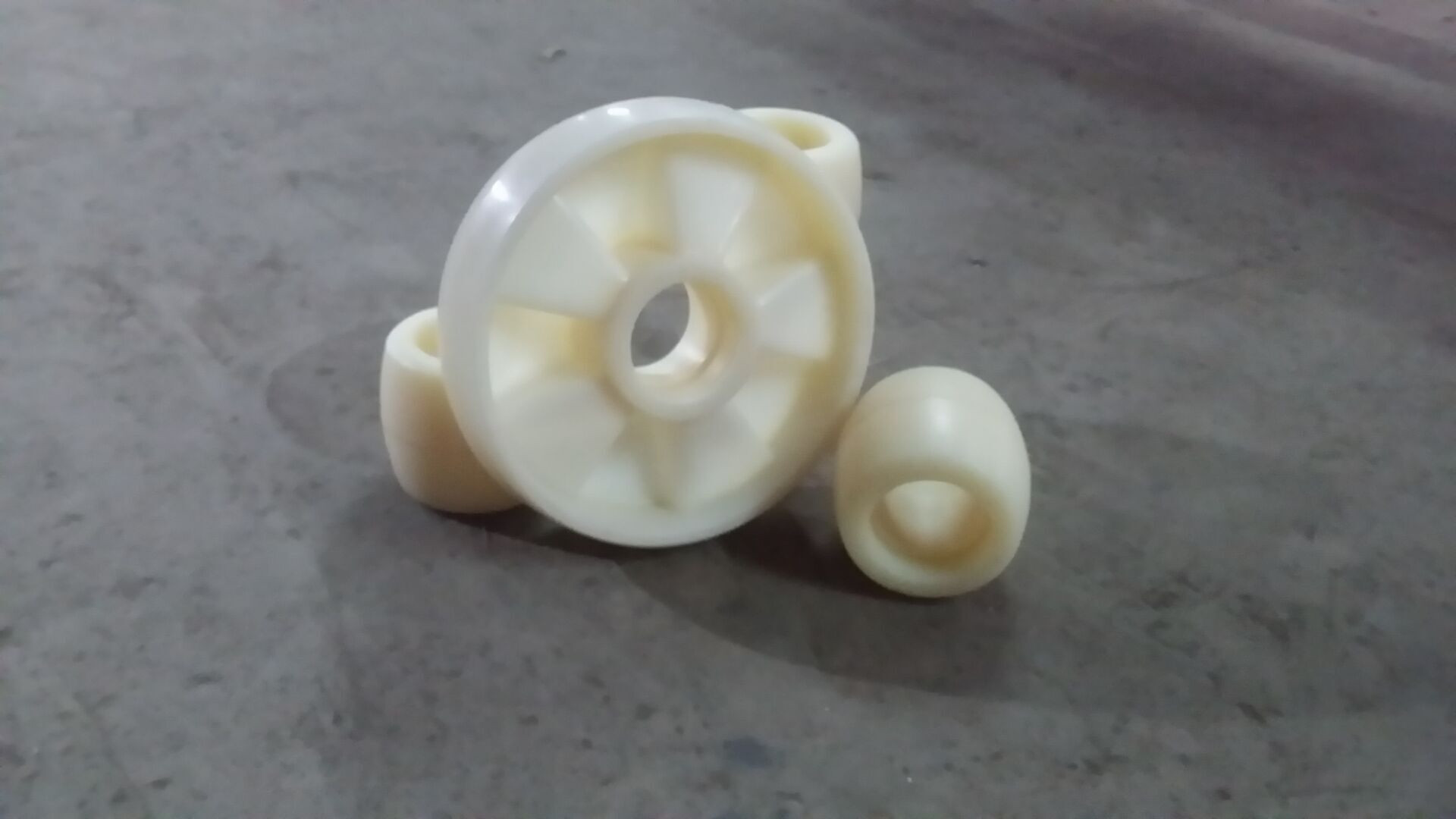 Non-marking Nylon Wheel