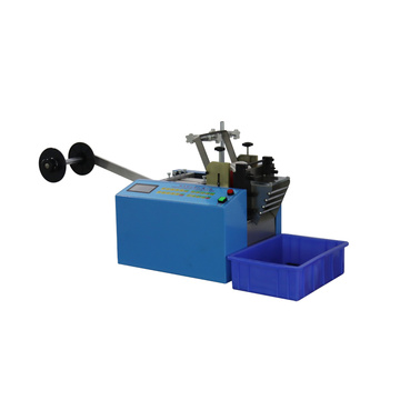 Automatic medical corrugated tube cutting machine