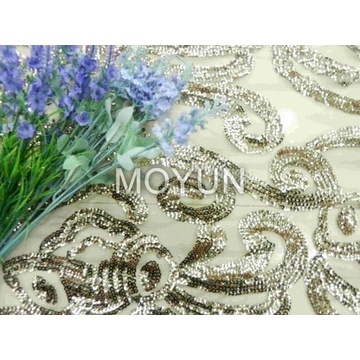 POLY MESH AVEC BRODERIE DE SEQUIN COUPE 5MM 50 52 "