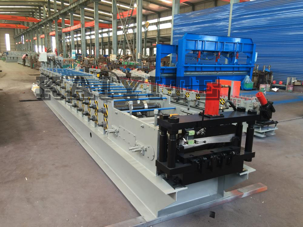 C channel steel roll forming machine