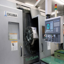 Fournir des pièces d&#39;équipement d&#39;automatisation d&#39;usinage CNC à quatre axes