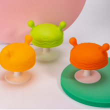 Jouet de baby-teher en silicone de champignon doux