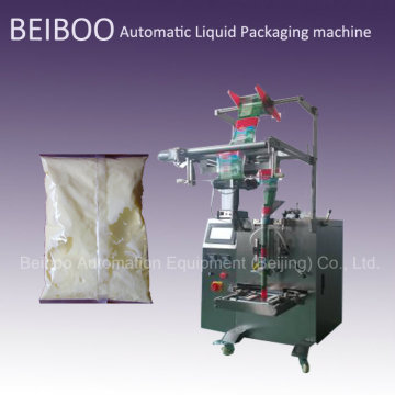 Machine de conditionnement automatique de liquide de remplissage de sachet liquide RS320