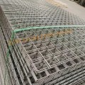 Global Industrial 1/4" Thick Wire Mesh Deck Panel