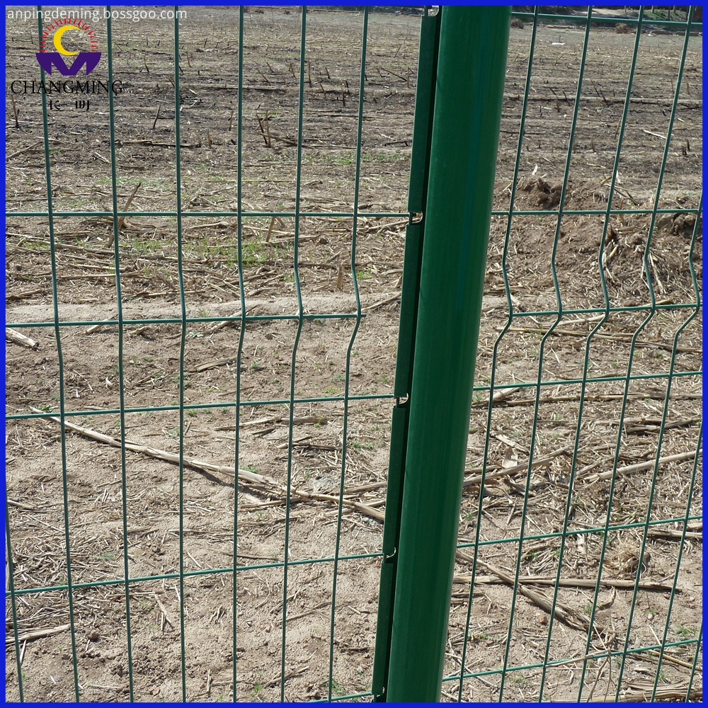 wire mesh fence104