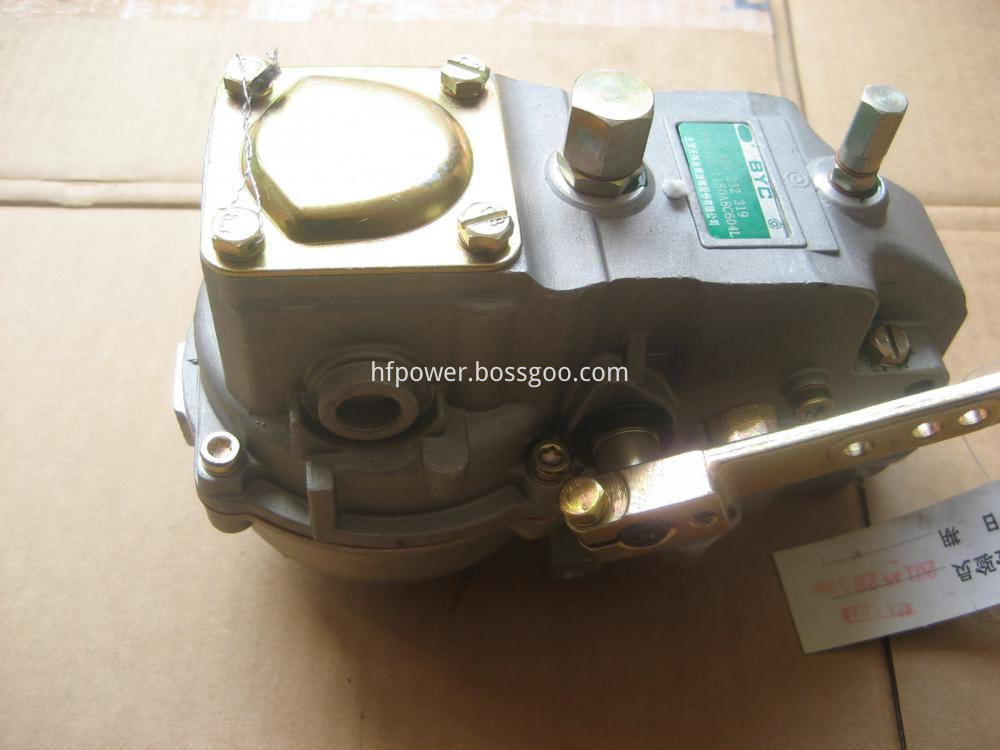 Fuel injection pump speed governor