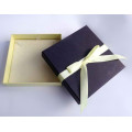 Caja de cartón de empaque de joyería personalizada de primer grado