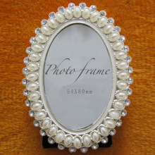 Bride Oval Pearl Wedding Photo Frame