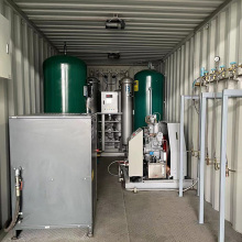 High pressure oxygen generator for filling oxygen cylinder
