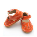 Nouvelles chaussures grinçantes pour enfants en or