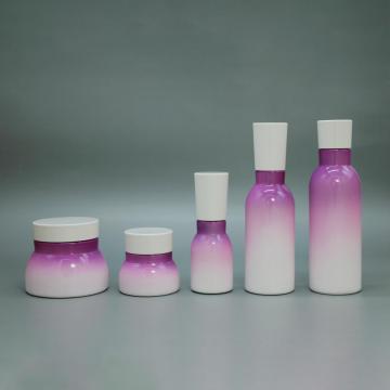 Ensemble d&#39;emballage cosmétique violet