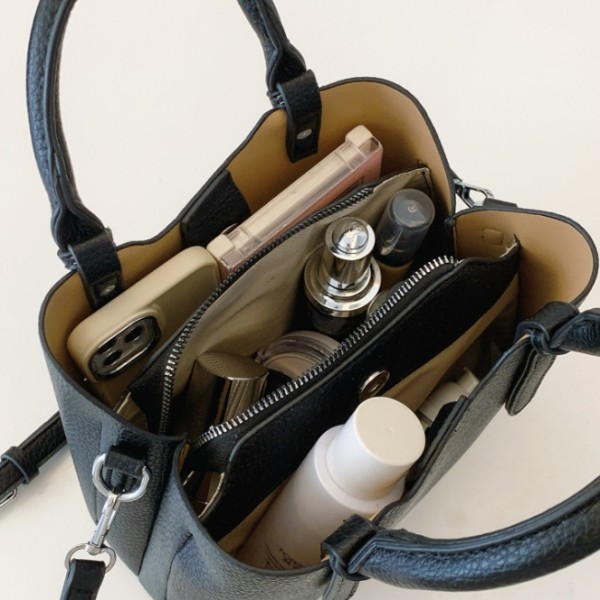 2025 new casual and lightweight crossbody bag 2025 new casual and lightweight crossbody bag