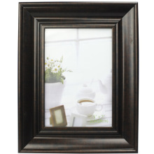 Black Traditional 4x6 inch Plastic Photo Frame