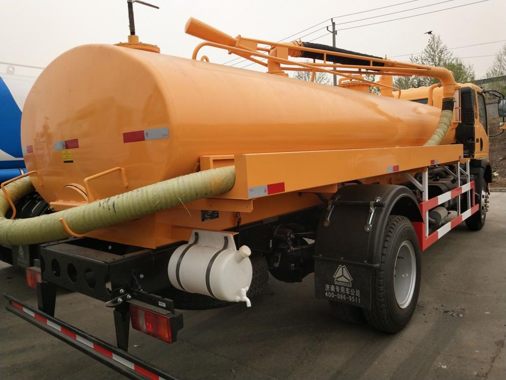 Sewage Suction Truck