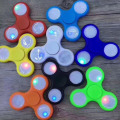 LED Light Flash Nuevo Diseño Colorido Fidget LED Spinner