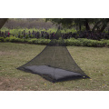 Mosquitera Pyramid Single Compact para exteriores