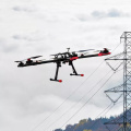 Linha de energia industrial que amarrará o drone